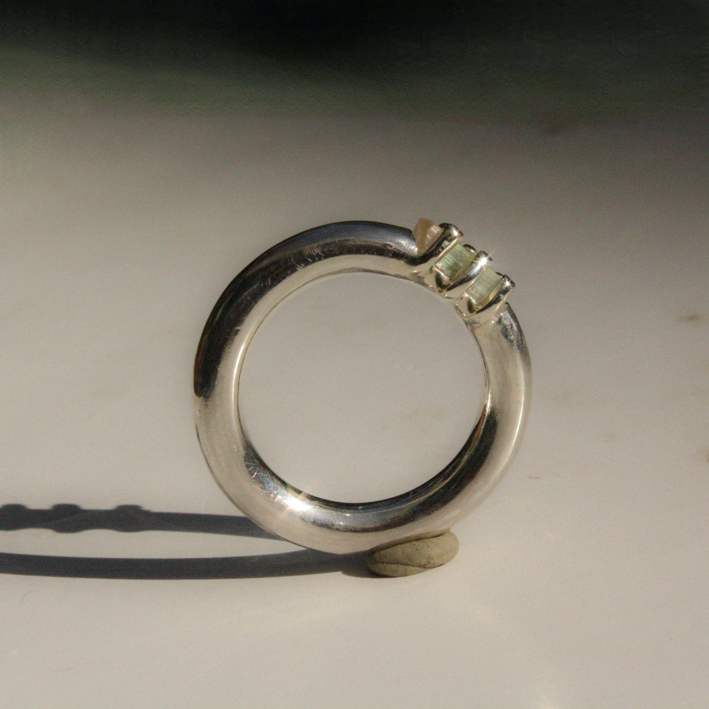 Ring 240306